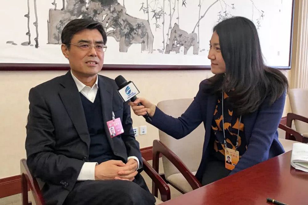 當好能源轉型與清潔發(fā)展排頭兵——訪全國政協委員，中國華能集團有限公司董事長、黨組書記舒印彪