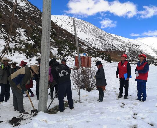 國網(wǎng)南充供電公司援藏幫扶小組：突遭特大暴風(fēng)雪，全力組織搶險應(yīng)對