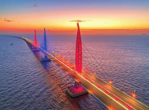南方電網(wǎng)公司釋放改革能量 為“六穩(wěn)”“六?！痹鰟恿? width=