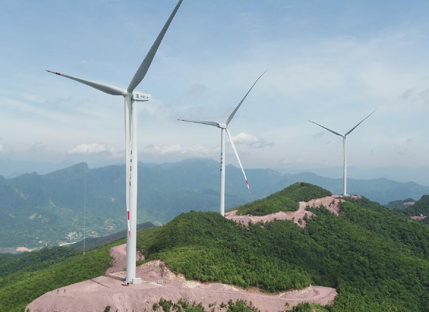 廣西貴港供電：推動電力“大風車”，吹起平南環(huán)保風