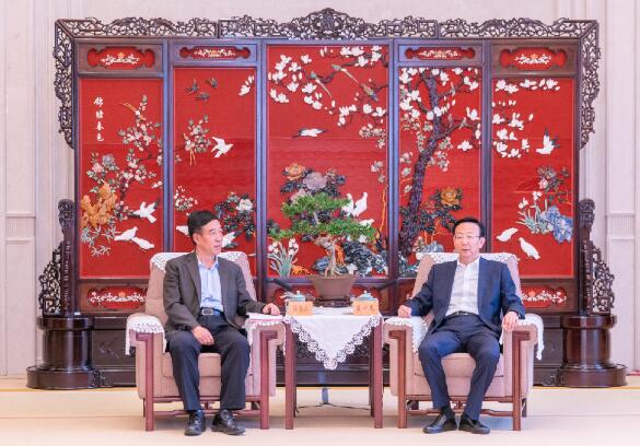 中國(guó)能建總經(jīng)理、黨委副書記孫洪水拜訪揚(yáng)州鎮(zhèn)江主要領(lǐng)導(dǎo)