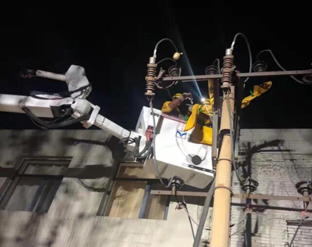烏海電業(yè)局配電帶電作業(yè)處：11、7、23
