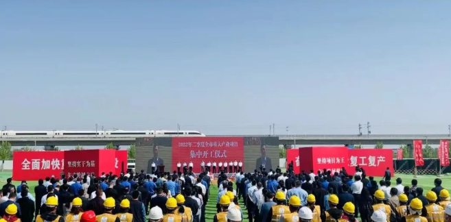 東方日升、晶科、阿特斯同時擴產！