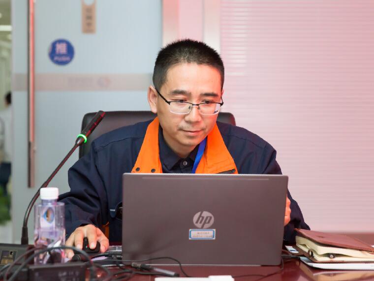 周效峰：半生矢志赴山河，鬢華雖改血仍殷