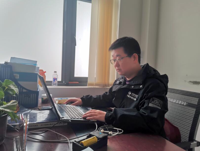 劉凡武：砥礪深耕志未泯，不負(fù)山河不負(fù)卿