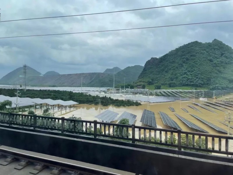 地面電站秒變漂浮電站，又一光伏電站被水淹！