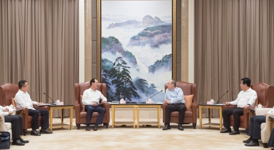 中國電建集團(tuán)公司黨委書記、董事長丁焰章拜會福建省委書記尹力、省長趙龍