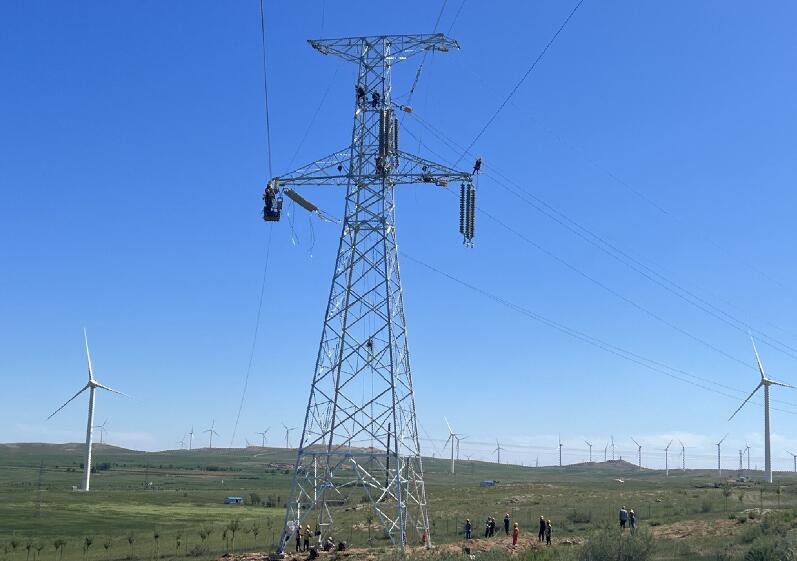 220千伏海春線、中海油化德風(fēng)電場(chǎng)35千伏集電線路順利改造完成