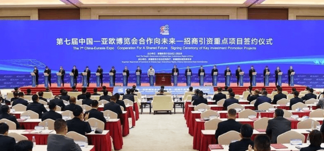 鋁業(yè)巨頭600億元進軍光伏，建設(shè)30萬噸多晶硅、20GW硅片、6GW電站等