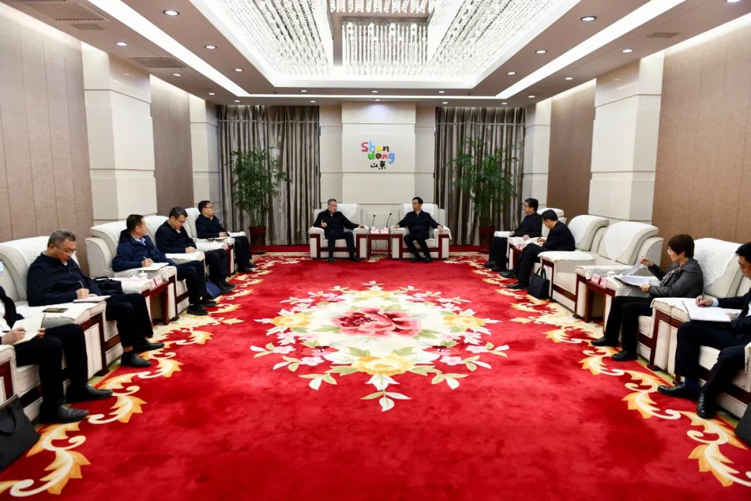 大唐山東發(fā)電公司黨委書記、董事長趙永力拜會菏澤市委副書記、市長張倫