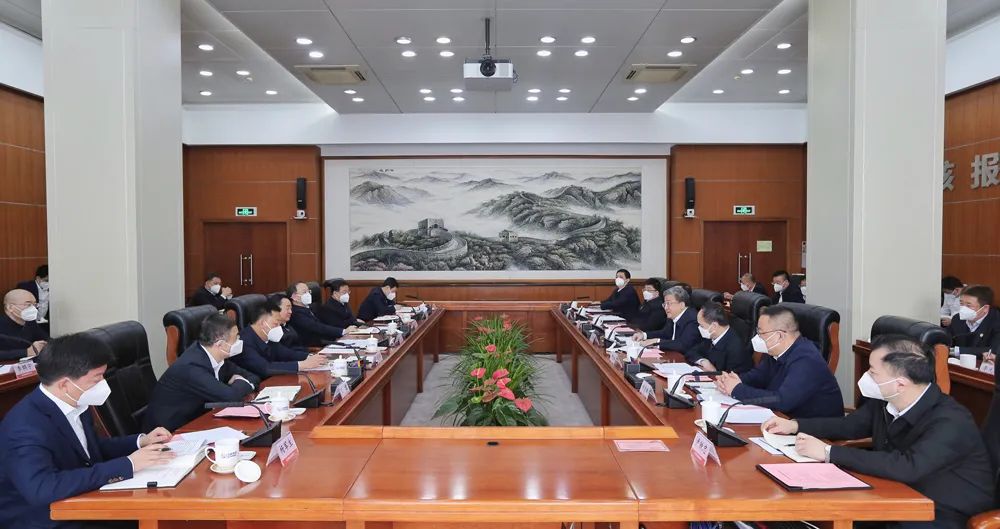 中核集團黨組書記、董事長余劍鋒與遼寧省委書記郝鵬、省長李樂成會談