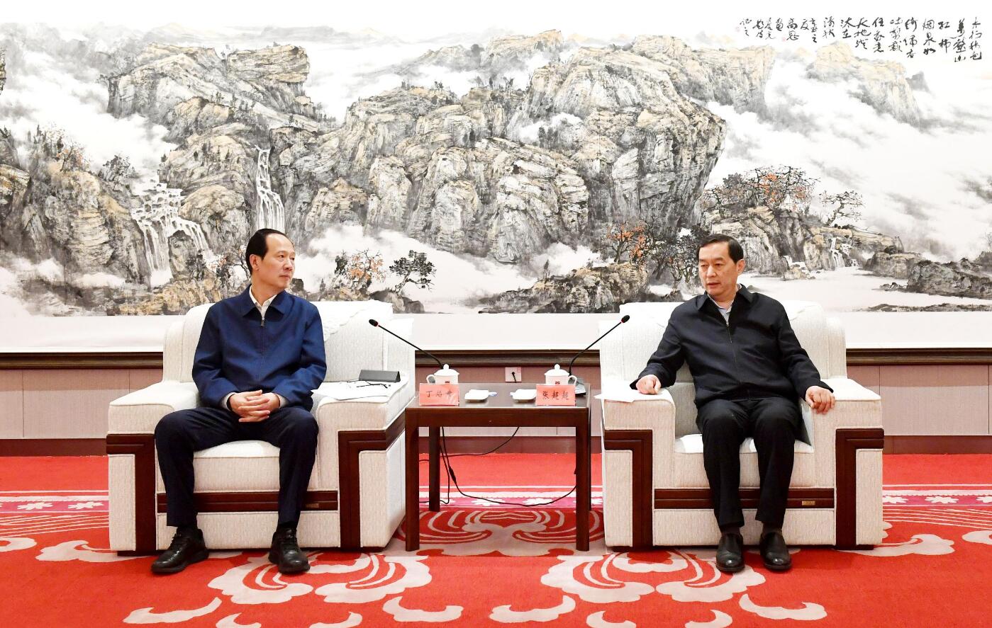 中國(guó)電建黨委書記、董事長(zhǎng)丁焰章與河北省委常委、石家莊市委書記張超超會(huì)談