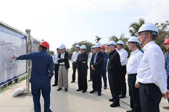 華能集團(tuán)外部董事到海南分公司及昌江、石島灣核電基地調(diào)研