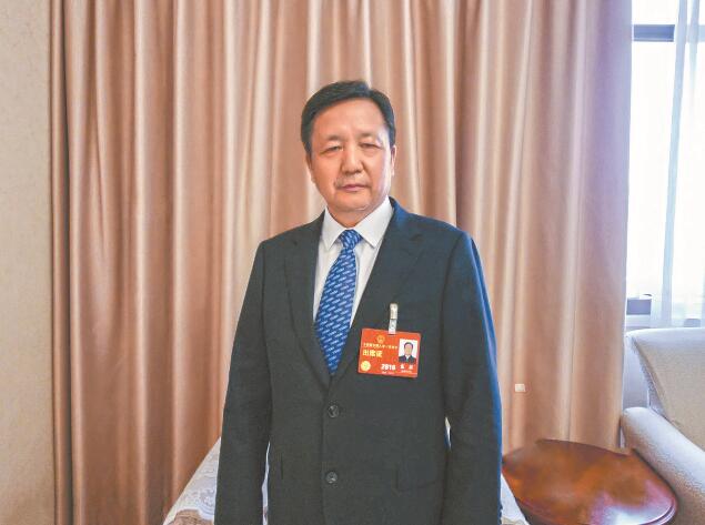 新型電力系統(tǒng)建設(shè)為電力裝備制造業(yè)帶來新機遇——訪全國人大代表，全國工商聯(lián)副主席，特變電工股份有限公司黨委書記、董事長張新