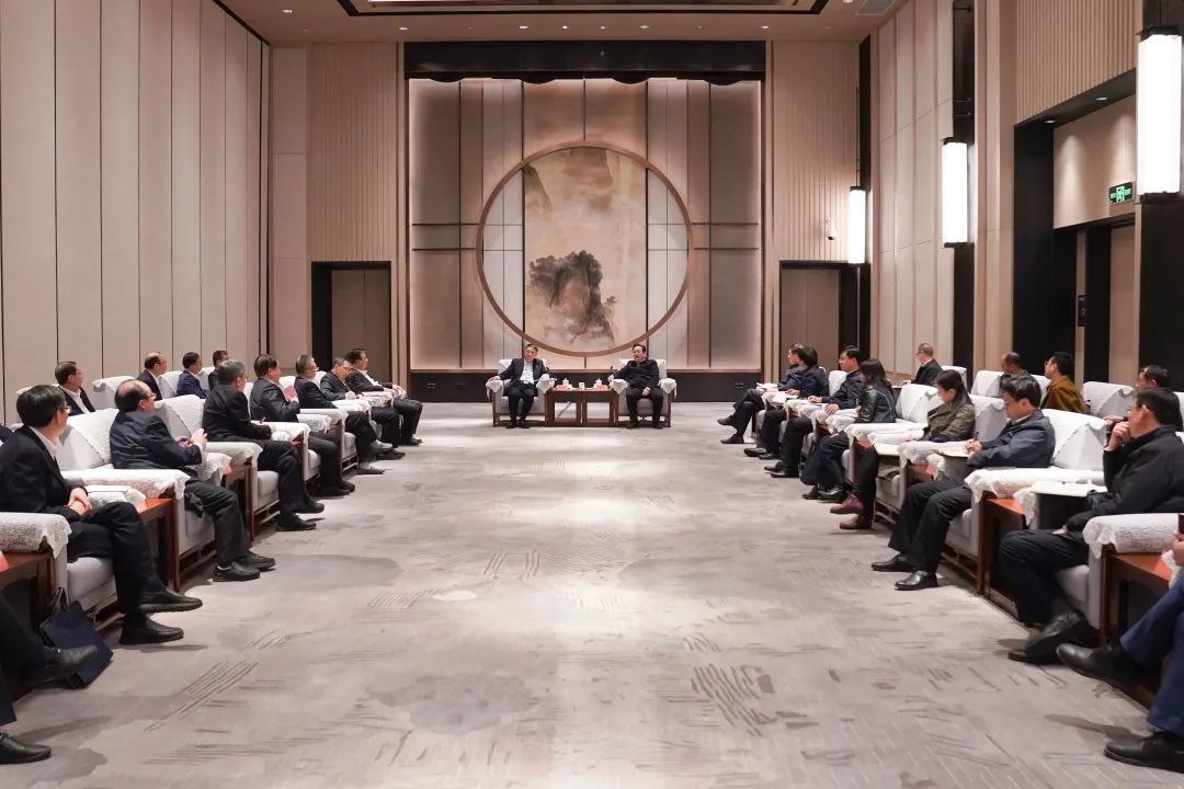 華能集團(tuán)黨組書記、董事長(zhǎng)溫樞剛拜會(huì)雄安新區(qū)黨工委書記、管委會(huì)主任張國(guó)華
