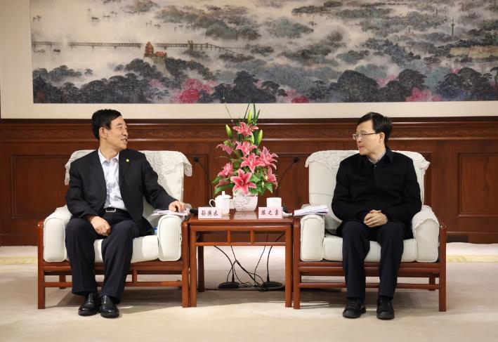 中國(guó)能建黨委副書記、總經(jīng)理孫洪水與南京市市長(zhǎng)陳之常會(huì)談
