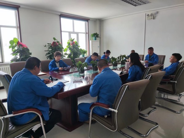 烏海市千里山供電公司：學(xué)好政務(wù)處分法，增強履職盡責(zé)能力