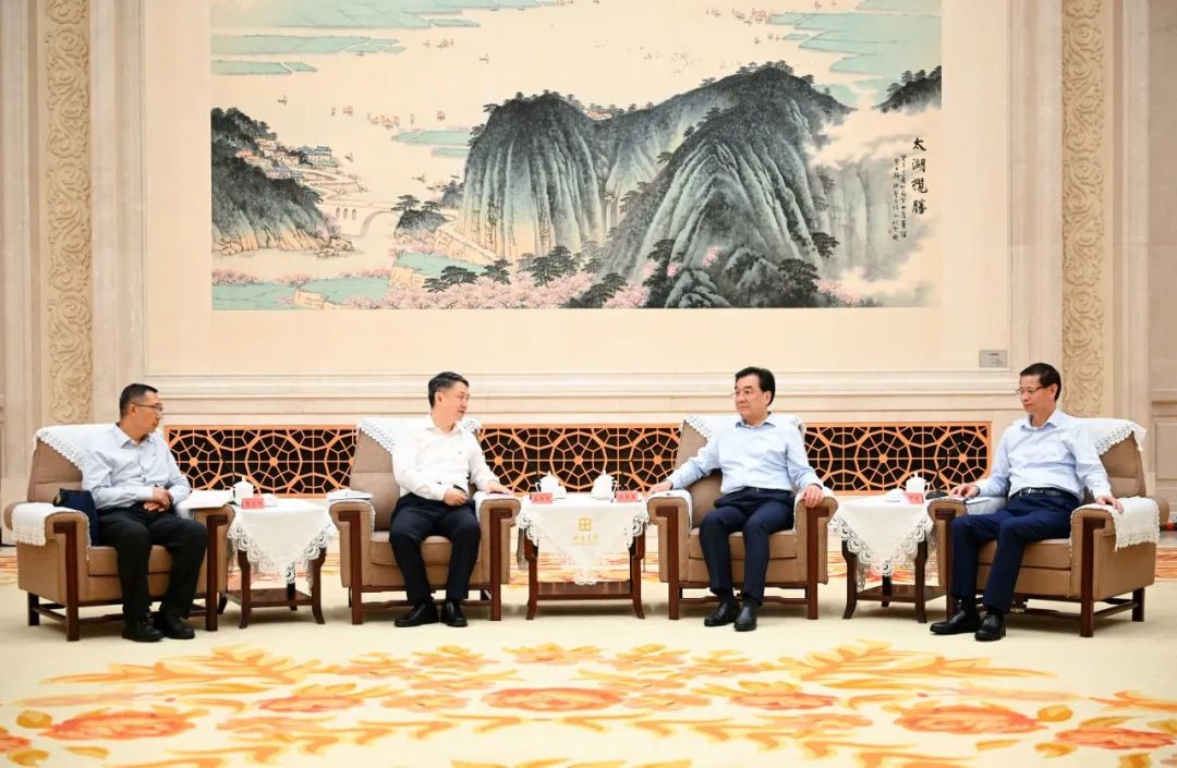 華能集團(tuán)黨組書記、董事長(zhǎng)溫樞剛拜會(huì)江蘇省委書記信長(zhǎng)星、省長(zhǎng)許昆林