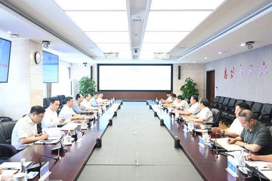 中國電建黨委書記、董事長丁焰章與中國南水北調(diào)集團黨組書記、董事長蔣旭光會談