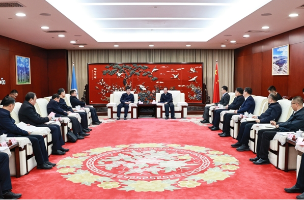 江毅會見內蒙古自治區(qū)黨委常委、常務副主席黃志強