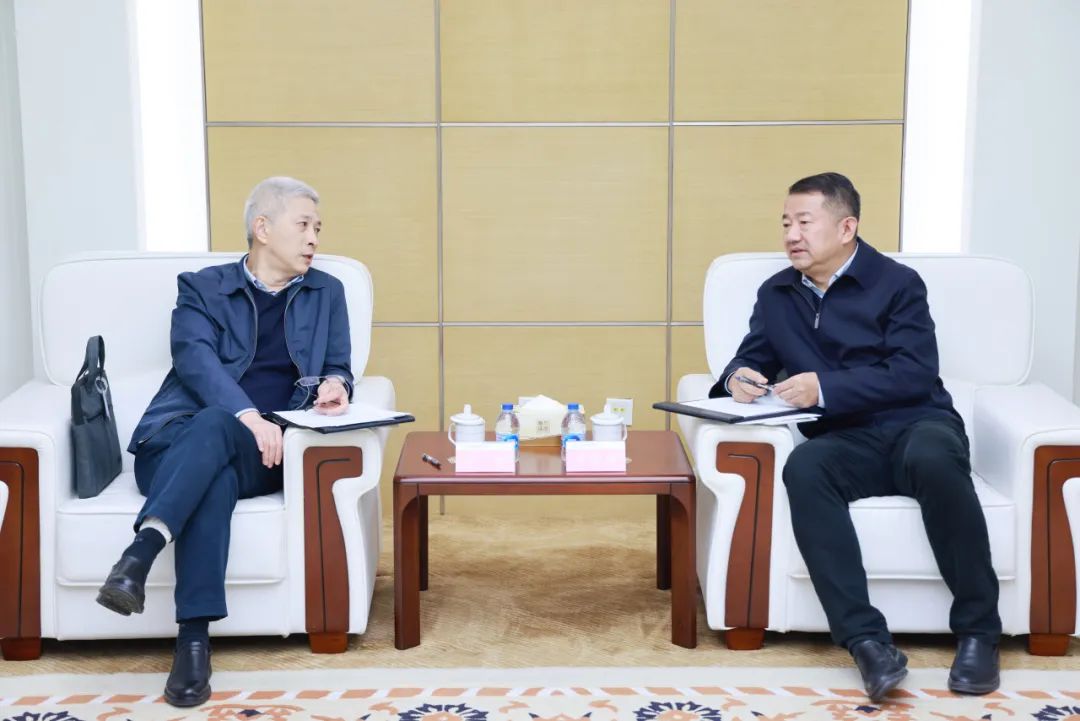 中國一重集團黨委書記、董事長徐鵬一行拜訪大唐環(huán)境黨委書記、董事長朱利明