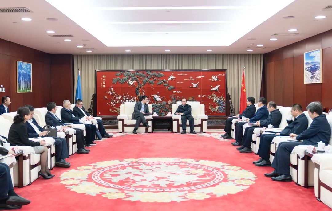 華電黨組書記、董事長(zhǎng)江毅會(huì)見(jiàn)上海電氣集團(tuán)黨委書記、董事長(zhǎng)吳磊