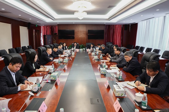 華能集團(tuán)總經(jīng)理、黨組副書記鄧建玲拜訪中國進(jìn)出口銀行黨委副書記、行長任生俊