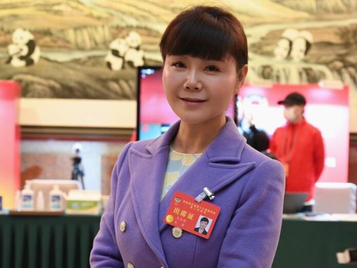 四川省政協(xié)委員李佳蔚：四川要優(yōu)化碳產(chǎn)品、參與碳交易，不斷完善碳設(shè)施
