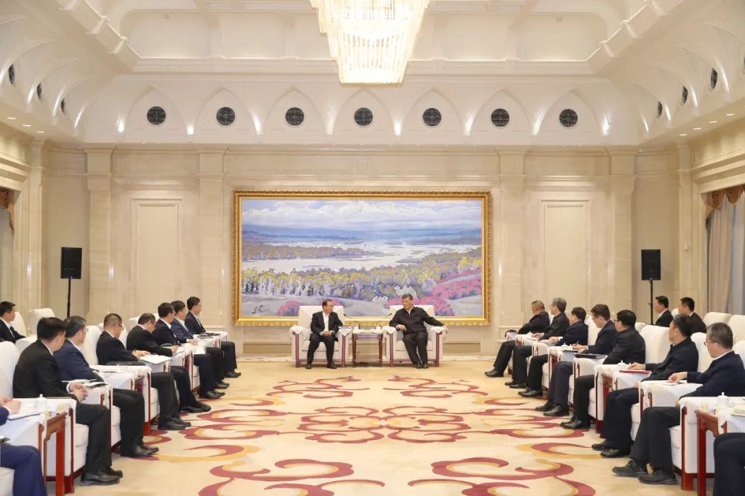 華電集團(tuán)黨組書記、董事長江毅拜會新疆維吾爾自治區(qū)主要領(lǐng)導(dǎo)
