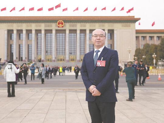 【兩會好聲音】全國人大代表，國網(wǎng)山東公司董事長、黨委書記 王志偉：推動新能源高質(zhì)量發(fā)展 助力美麗中國建設(shè)
