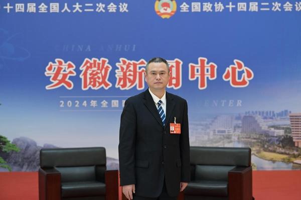 程韜代表：支持引入新質(zhì)生產(chǎn)力，鼓勵(lì)新能源商用車(chē)發(fā)展
