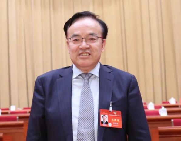 全國政協(xié)常委張來斌：系統(tǒng)思維引領(lǐng)能源轉(zhuǎn)型與安全，確?！半p碳”目標(biāo)順利實現(xiàn)