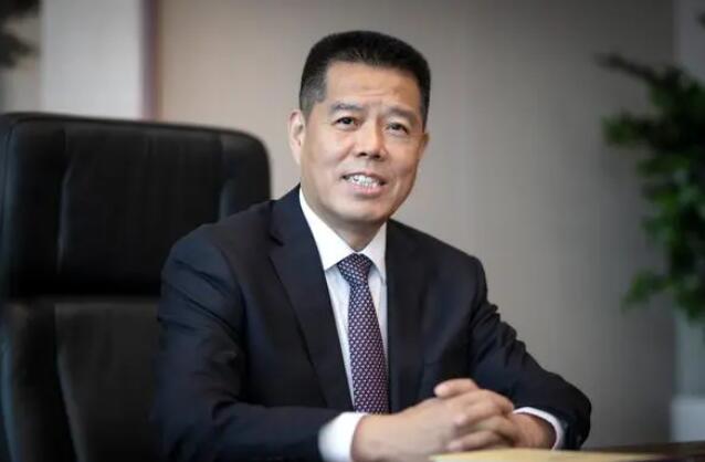 加快推動(dòng)傳統(tǒng)煤炭企業(yè)向新能源企業(yè)轉(zhuǎn)型發(fā)展—