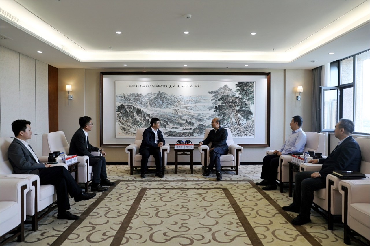 華電吉林公司總經理鄭成杰會見明陽智能副總裁、HPM總經理陳發(fā)橋一行