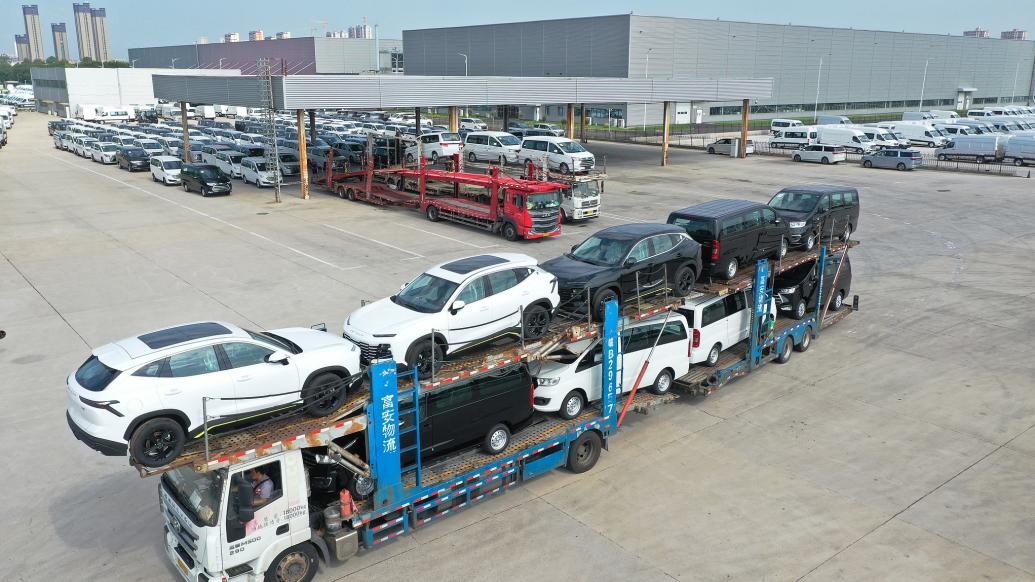9月新能源車(chē)與燃油車(chē)分化加劇，自主品牌國(guó)內(nèi)零售份額達(dá)63.5%