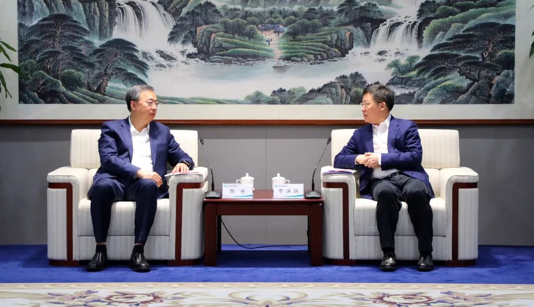 中國電氣裝備黨委書記、董事長李洪鳳會(huì)見中金公司黨委書記、董事長、管理委員會(huì)主席陳亮