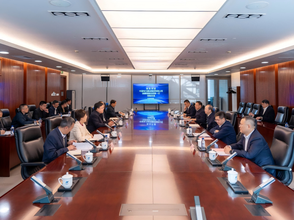 華電集團副總經(jīng)理吳敬凱會見中國電建黨委常委、副總經(jīng)理徐鵬程