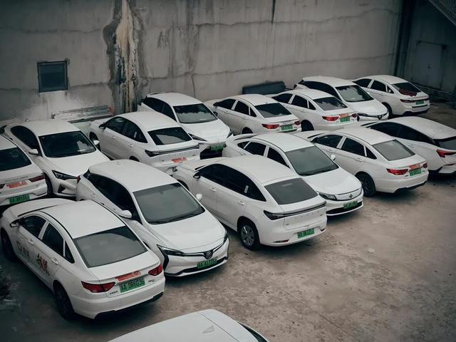 新能源網(wǎng)約車頻遭“拒?！?，“一險難求”難在哪?