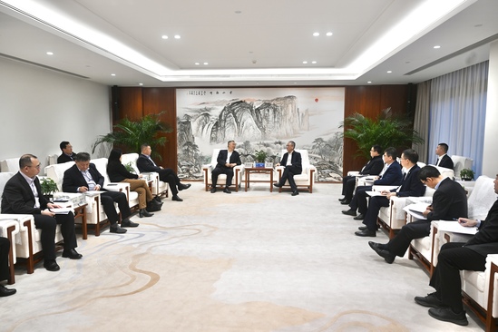 中國電建黨委副書記、總經(jīng)理王斌與中國機電商會黨委書記、會長張鈺晶舉行會談
