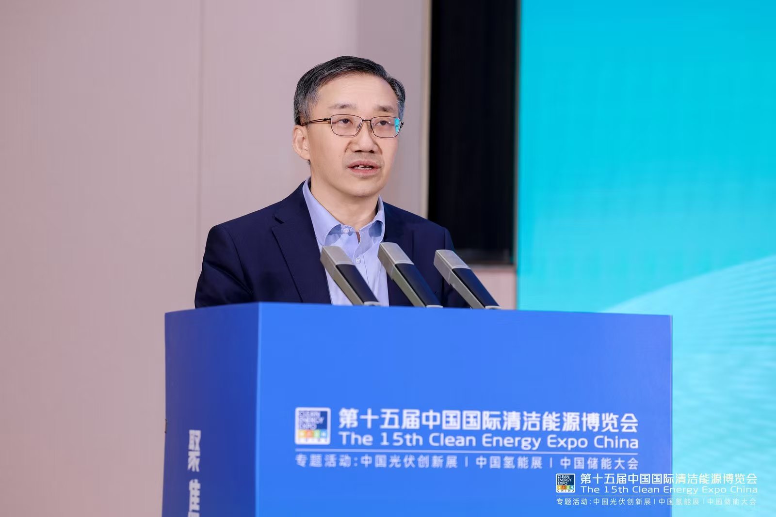 中電聯(lián)副秘書長劉永東：我國清潔能源發(fā)展迅猛，新型電力系統(tǒng)正加速構(gòu)建